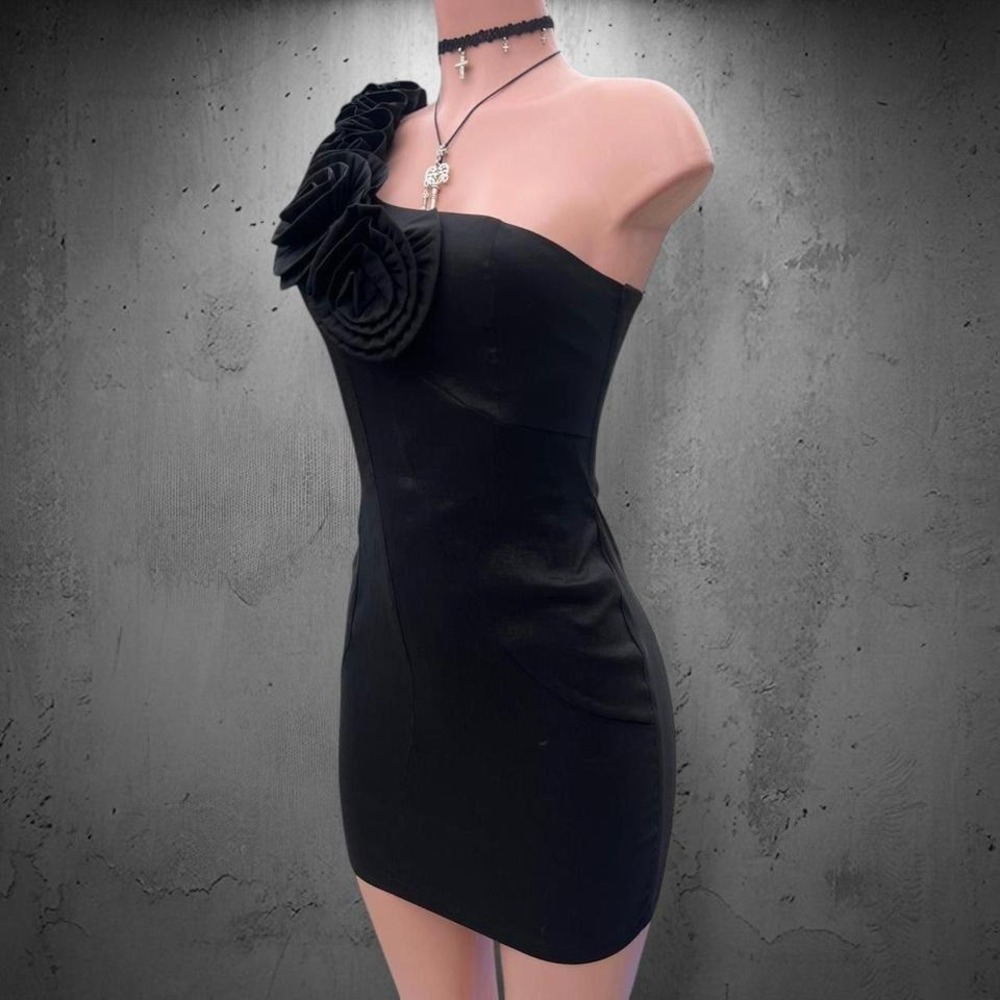 Vintage Daisy One Shoulder Rosette Mini Bodycon Dress - Picture 3 of 6
